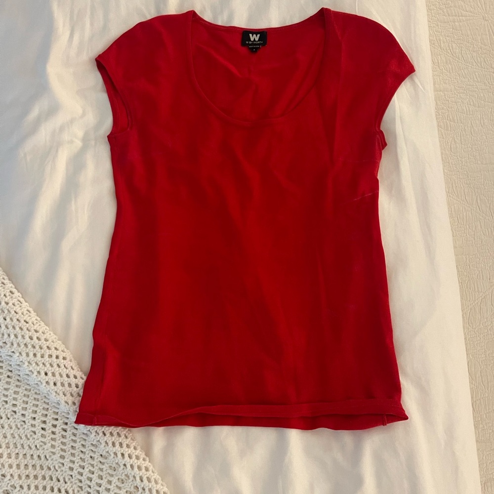 Red short sleeve knit top